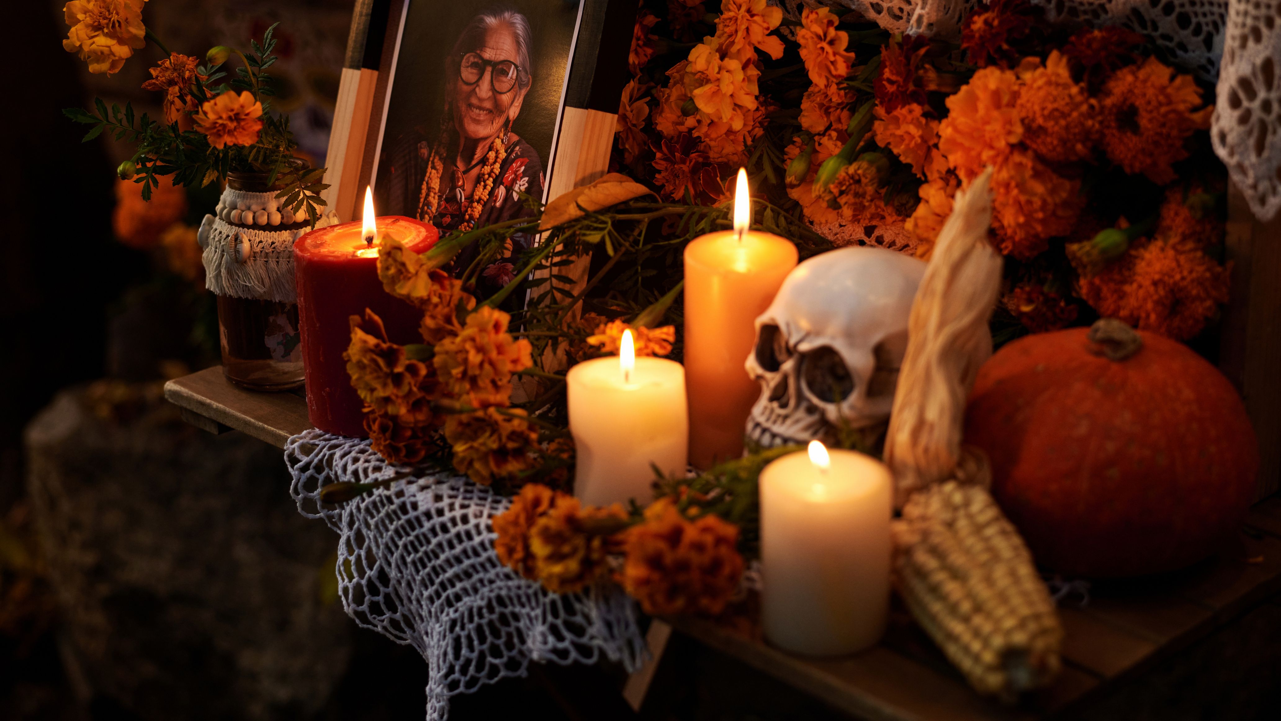 La Tradición del Altar del Día de Muertos