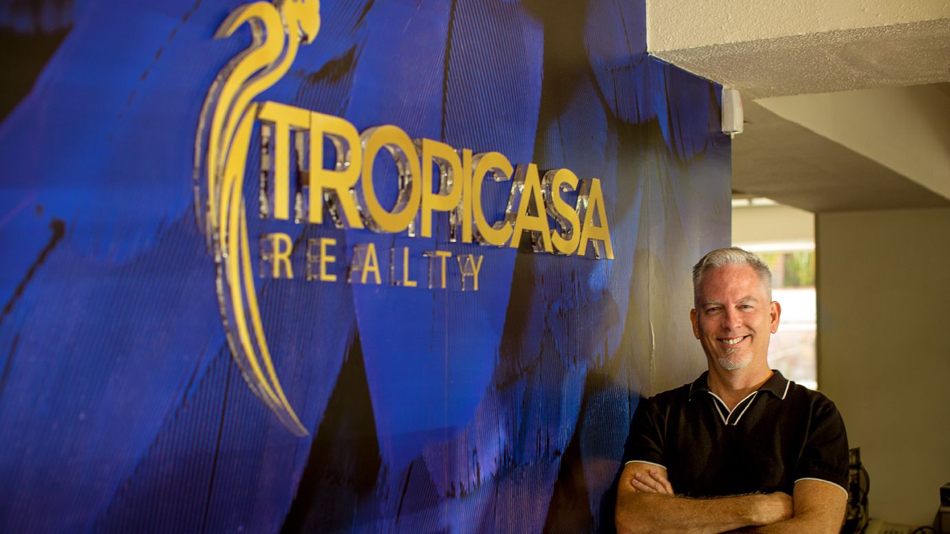 25 Años con Tropicasa Realty